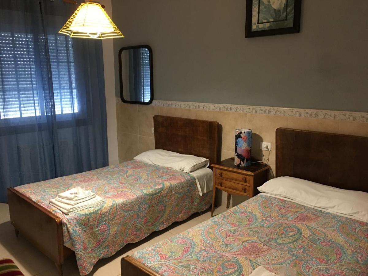 Hostal O Labrador 호텔 O Hospital 외부 사진
